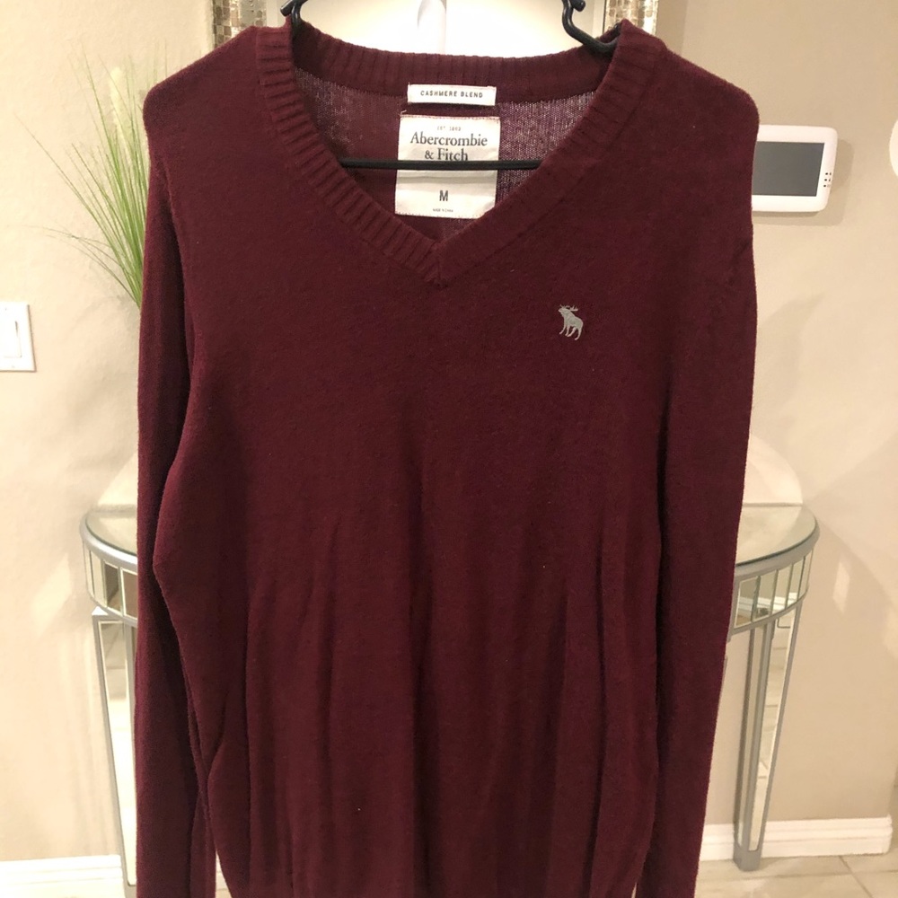 Abercrombie and Fitch VNeck Cashmere Blend Sweater